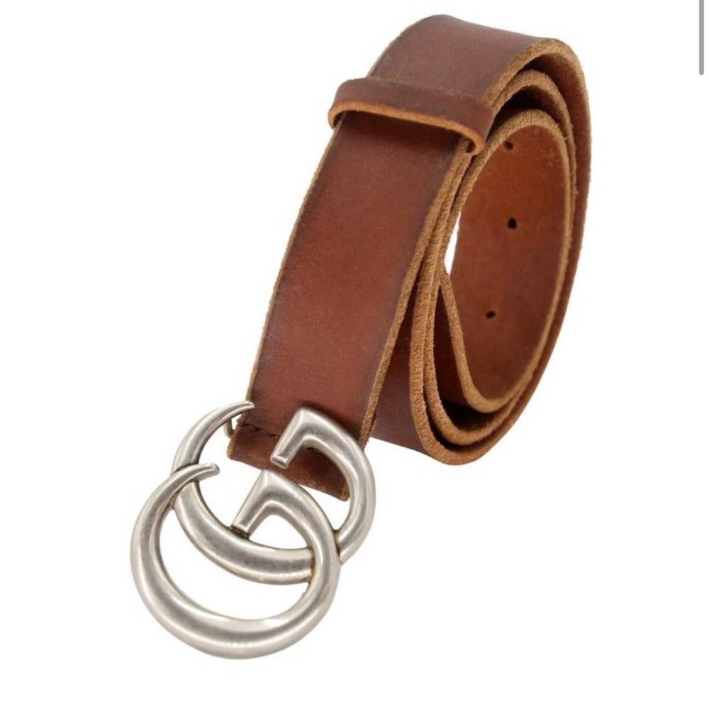 Brown Gucci belt
